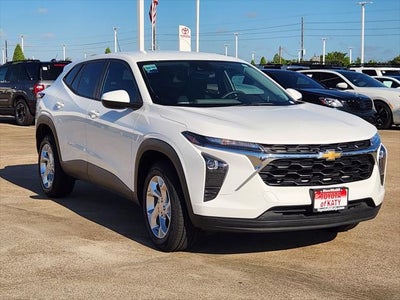 2025 Chevrolet Trax LS