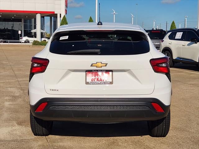2025 Chevrolet Trax LS