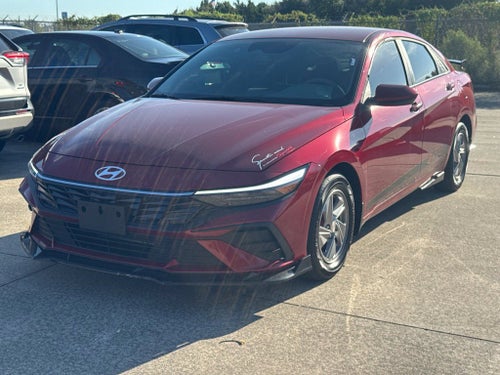 2025 Hyundai Elantra SE