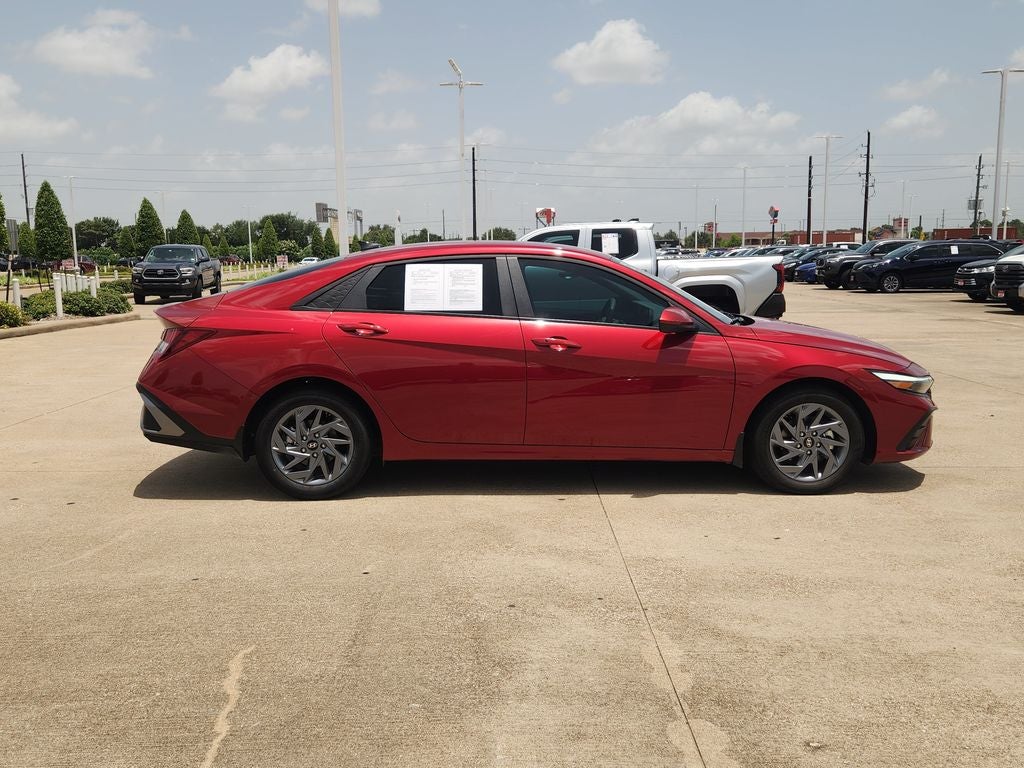 2024 Hyundai Elantra SEL
