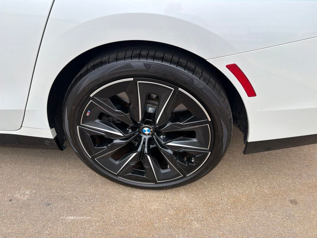 2023 BMW 760i 760i xDrive