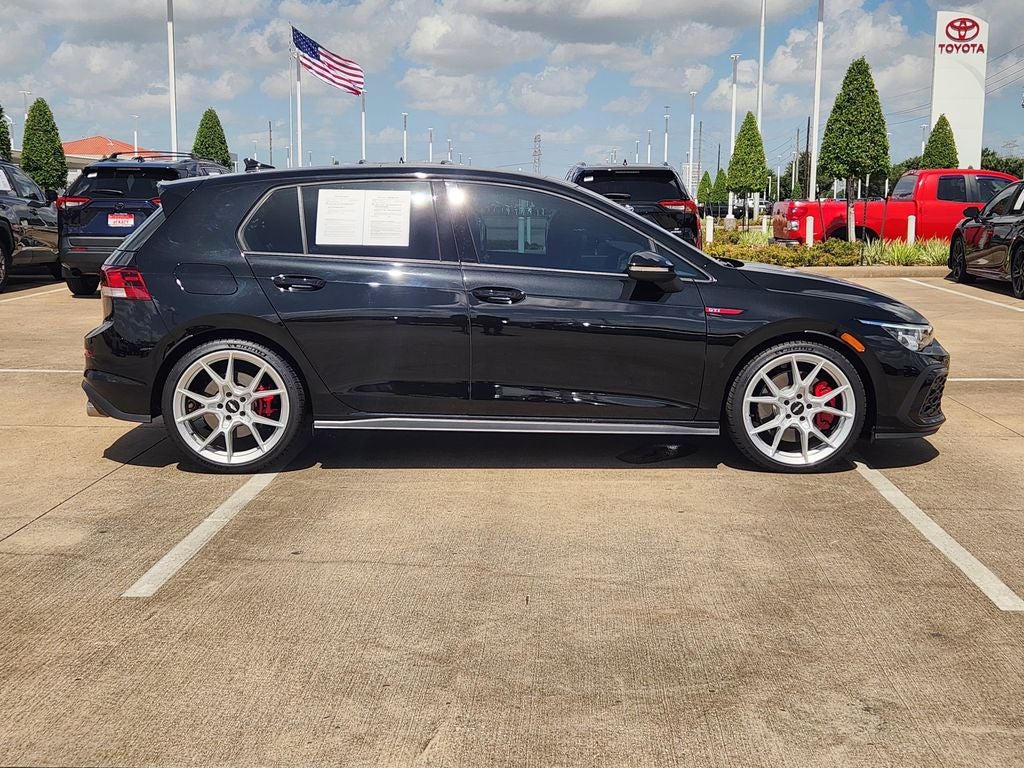 2024 Volkswagen Golf GTI SE