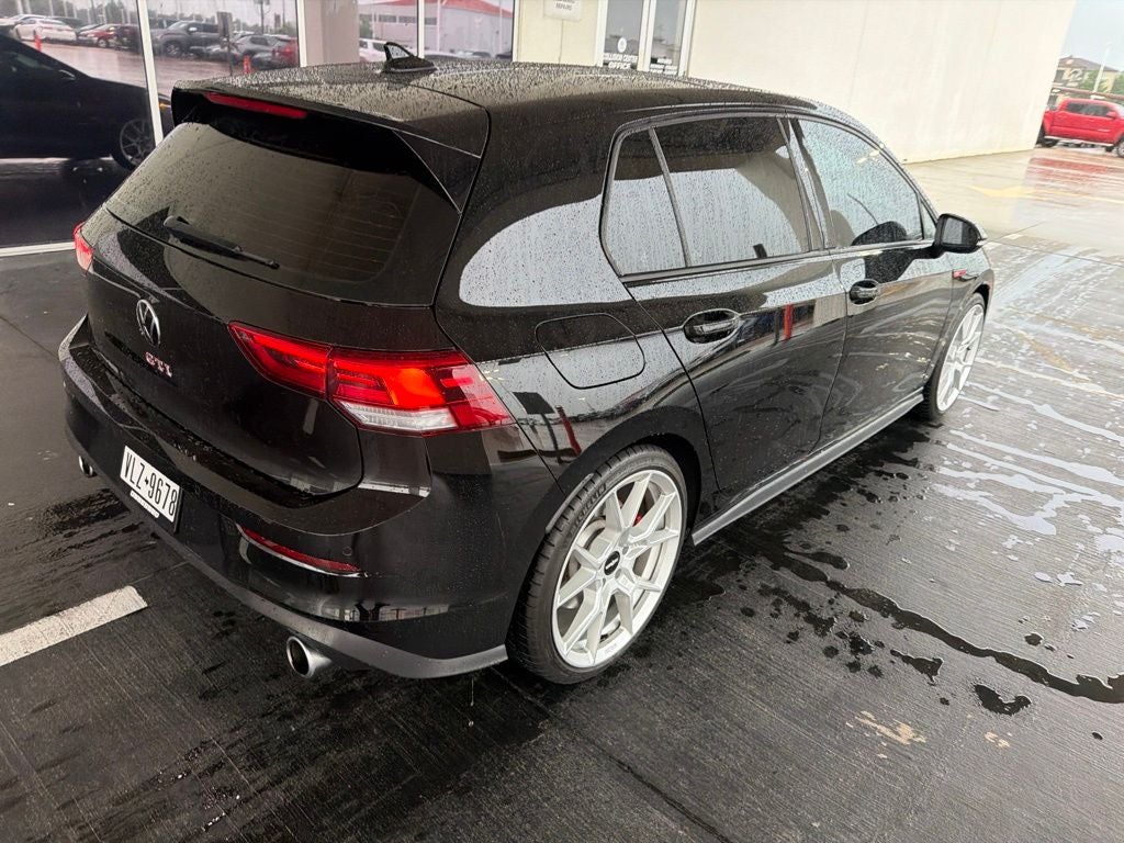 2024 Volkswagen Golf GTI SE