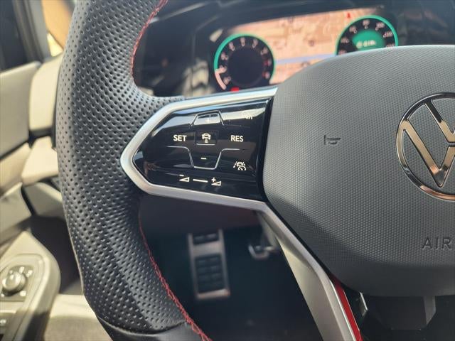2024 Volkswagen Golf GTI SE