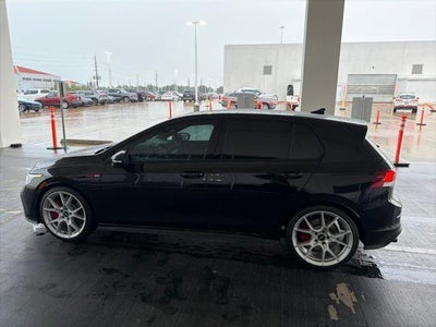 2024 Volkswagen Golf GTI SE