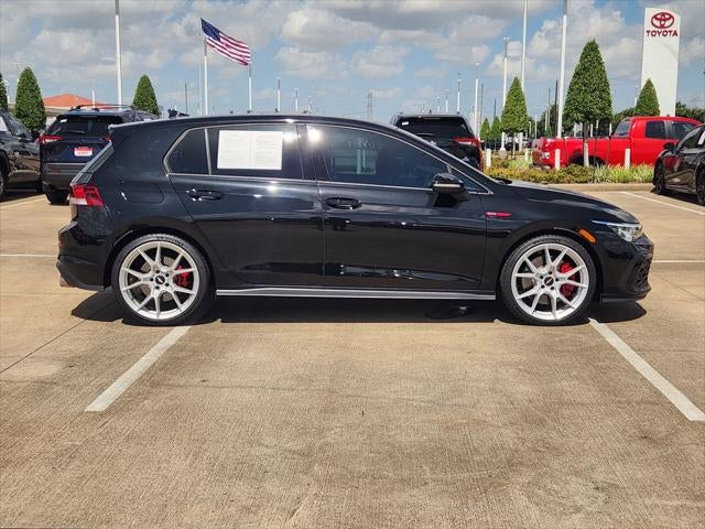 2024 Volkswagen Golf GTI SE