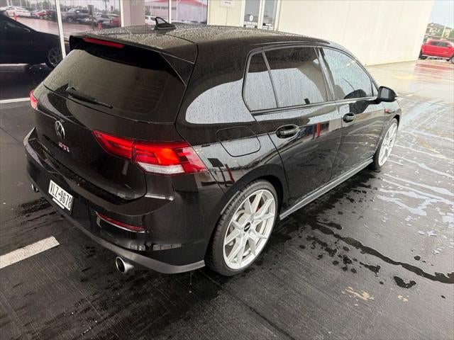 2024 Volkswagen Golf GTI SE